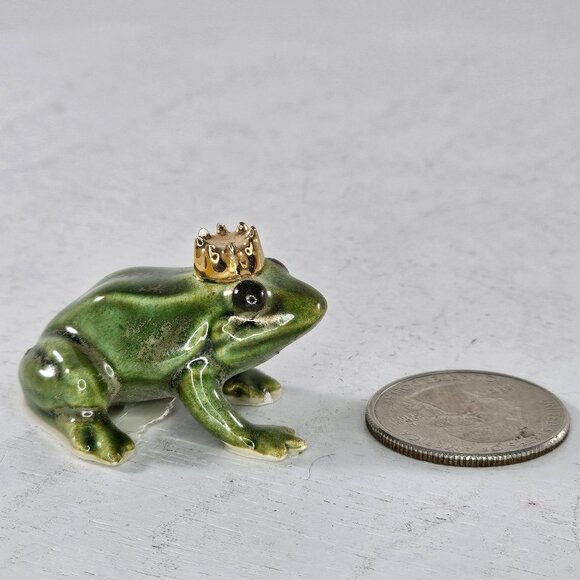 Hagen Renaker Frog Prince Wearing Crown Miniature Figurine *Chips* - Picture 2 of 9